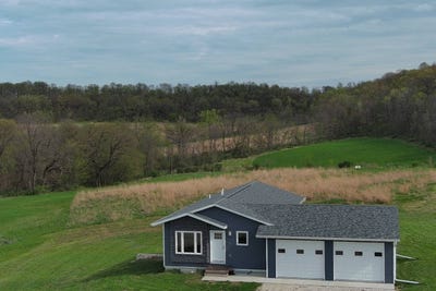 /international/us/535-hanover-hill-ln-dorchester-ia-110106555481/