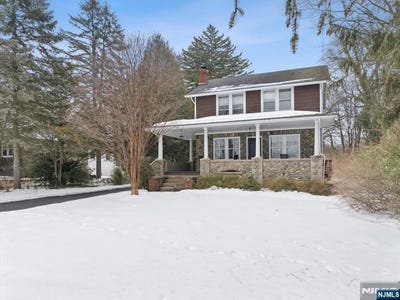 /international/us/138-chestnut-ridge-road-saddle-river-nj-110105885973/
