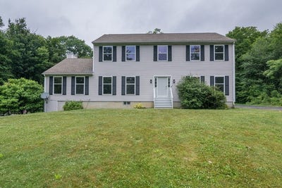/international/us/27-south-st-blandford-ma-110109010061/