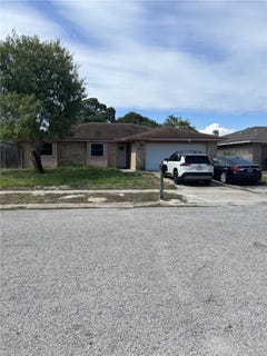 /international/us/3318-otranto-drive-corpus-christi-tx-110110422215/