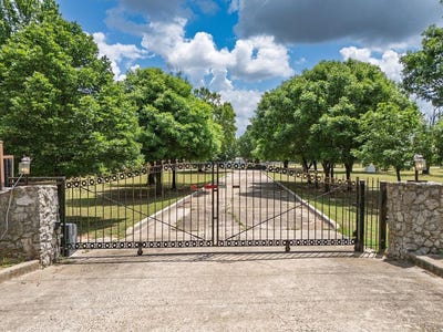 /international/us/18301-drummond-road-shawnee-ok-110104408051/