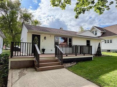 /international/us/722-adams-avenue-westbrook-mn-110108179129/