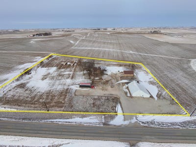 /international/us/3939-perkins-avenue-wall-lake-ia-110106503676/