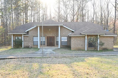 /international/us/6735-attala-rd-5015-ethel-ms-110100565933/