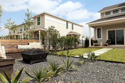 /international/us/2520-jack-nora-way-round-rock-tx-110107952151/