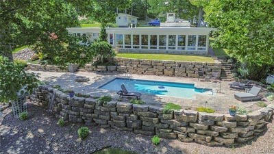 /international/us/105-bartlett-point-road-clayton-ny-110109659925/
