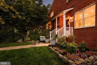 /international/us/217-e-taylor-run-parkway-alexandria-va-110108480044/