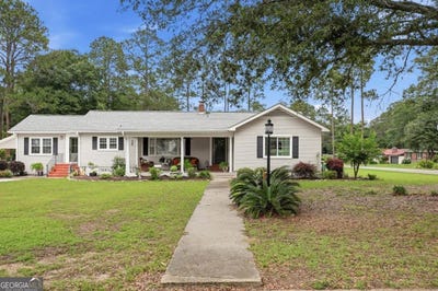 /international/us/701-w-14th-street-tifton-ga-110108426567/