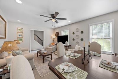 /international/us/6028-stratton-place-raleigh-nc-110107379827/