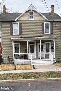 /international/us/124-dey-street-hightstown-nj-110107160333/