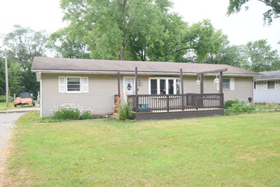 /international/us/930-n-scott-street-rensselaer-in-110119411811/