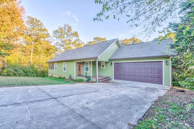 /international/us/126-strickland-drive-chatsworth-ga-110095809689/