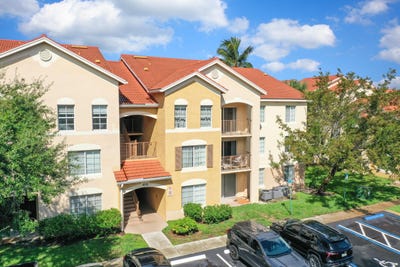 /international/us/4041-san-marino-boulevard-west-palm-beach-fl-110106454889/