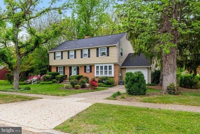 /international/us/306-westwood-drive-west-deptford-nj-110107637707/