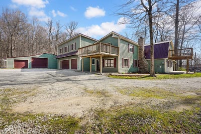 /international/us/1747-e-tall-oaks-lane-greencastle-in-110098483053/