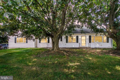/international/us/149-w-hanover-street-biglerville-pa-110100772751/