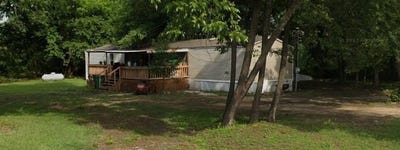 /international/us/229-n-2nd-street-walnut-springs-tx-110098982181/