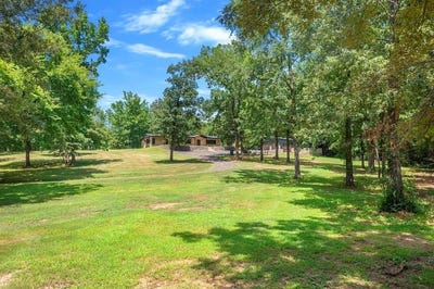 /international/us/1920-glover-golden-road-broken-bow-ok-110099302367/