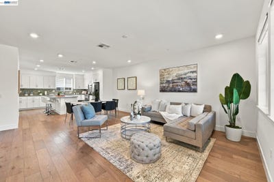 /international/us/29468-urbia-way-hayward-ca-110120715592/
