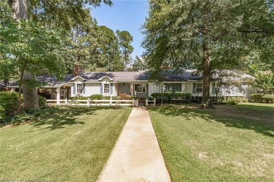/international/us/1426-n-56th-ter-fort-smith-ar-110101176786/