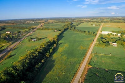 /international/us/82nd-st-meriden-ks-110119454960/