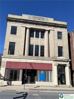 /international/us/139-w-broad-street-tamaqua-boro-pa-110101341241/?lang=fr
