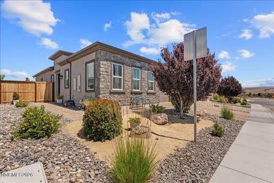 /international/us/7383-rustic-sky-drive-sparks-nv-110108901873/