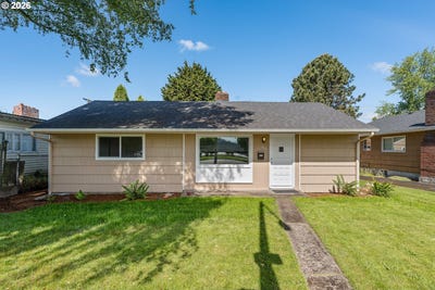 /international/us/1811-15th-ave-longview-wa-110108235338/