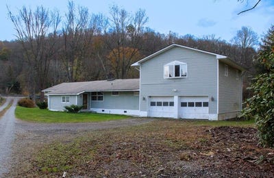 /international/us/107-redbud-lane-latrobe-pa-110103581189/