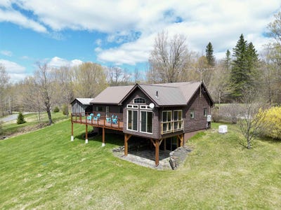 /international/us/1333-pinkham-road-burke-vt-110108024341/