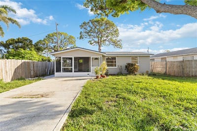 /international/us/306-e-langsner-street-englewood-fl-110100744158/