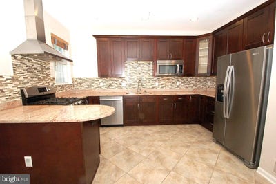 /international/us/7327-rocky-creek-drive-columbia-md-110101254980/