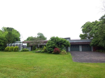 /international/us/111-lindsey-avenue-oconto-wi-110100452634/?lang=en