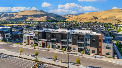/international/us/4340-e-haystack-st-boise-id-110106430473/