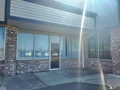 /international/us/14930-130-laplaisance-road-monroe-mi-110106616269/