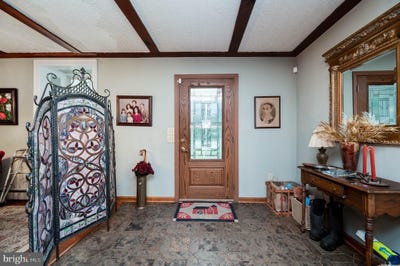 /international/us/578-old-lancaster-pike-reading-pa-110101022392/?lang=en