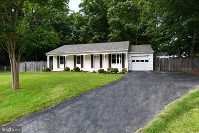 /international/us/1900-black-oak-court-waldorf-md-110109486521/