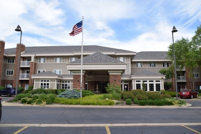 /international/us/801-n-mclean-boulevard-elgin-il-110108446874/