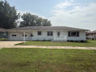 /international/us/504-fir-st-hospers-ia-110109603275/