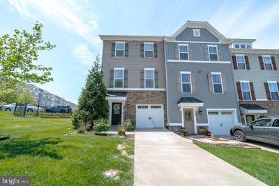 /international/us/10680-hinton-way-manassas-va-110108093184/