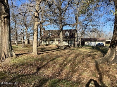 /international/us/454-forest-road-vidalia-la-110105411656/