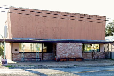 /international/us/520-n-rice-street-hamilton-tx-110093142464/