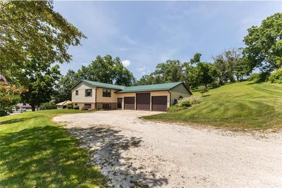/international/us/117-kansas-street-nw-preston-mn-110101113498/