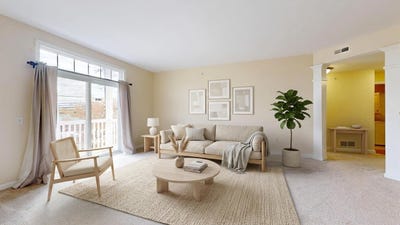 /international/us/61-pearl-street-essex-junction-vt-110106278767/