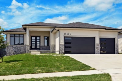 /international/us/18099-townsend-drive-clive-ia-110099578025/?lang=es