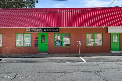 /international/us/19-williams-street-stroudsburg-pa-110101990833/