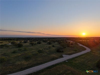 /international/us/784-main-loop-road-lot-6-waelder-tx-110107958328/