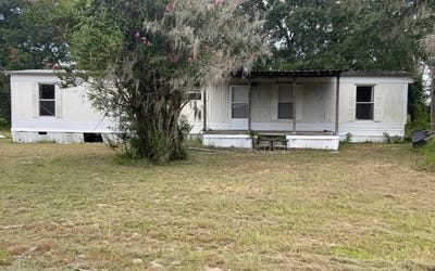 /international/us/10800-153rd-rd-live-oak-fl-110101011727/