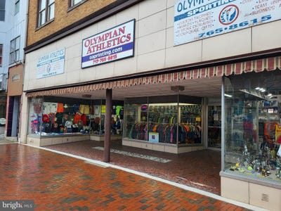 /international/us/55-w-main-street-waynesboro-pa-110098420362/