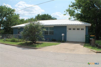 /international/us/502-s-5th-street-gatesville-tx-110101457276/